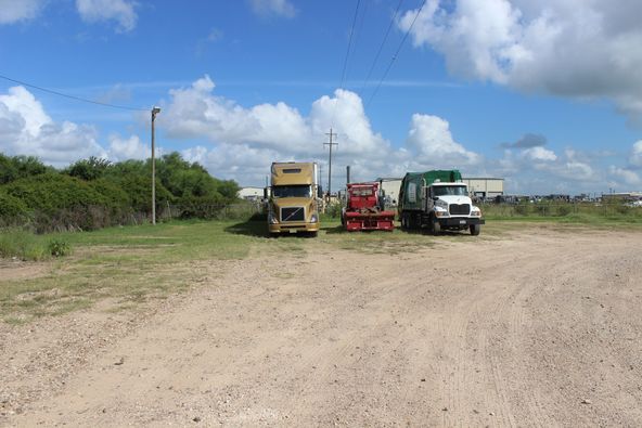 9305 U.S. 59, Victoria, TX 77905